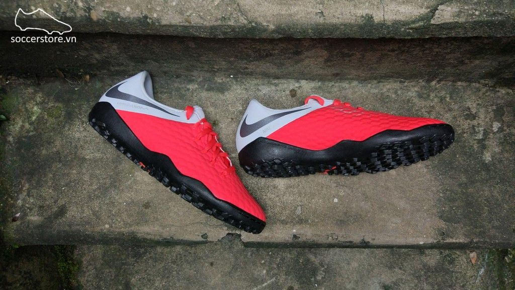 hypervenom grey and red